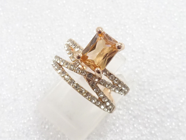 JAPANESE KIMONO / ANTIQUE COLORED STONE RING (SIZE 11)